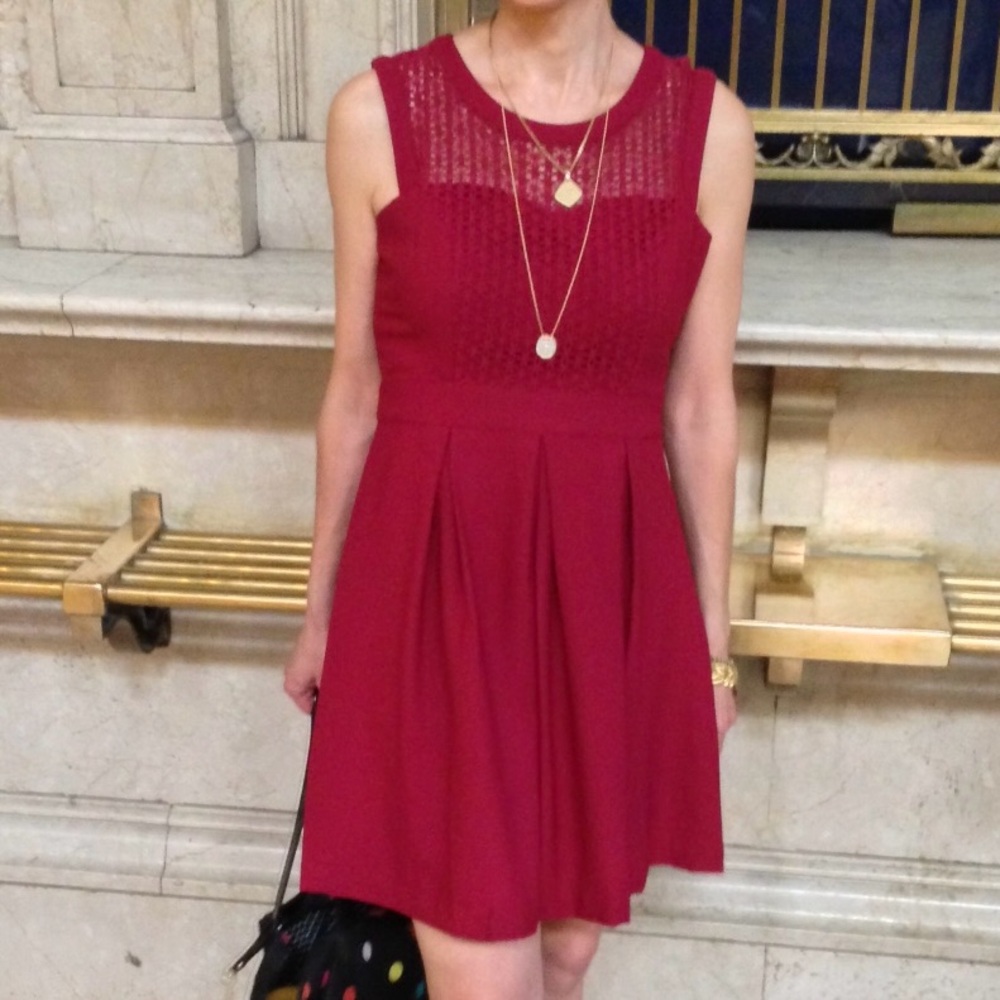 ModCloth Red Sleeveless Fit and Flare Dress with Sweetheart Mesh Neckline XS - Picture 2 of 9